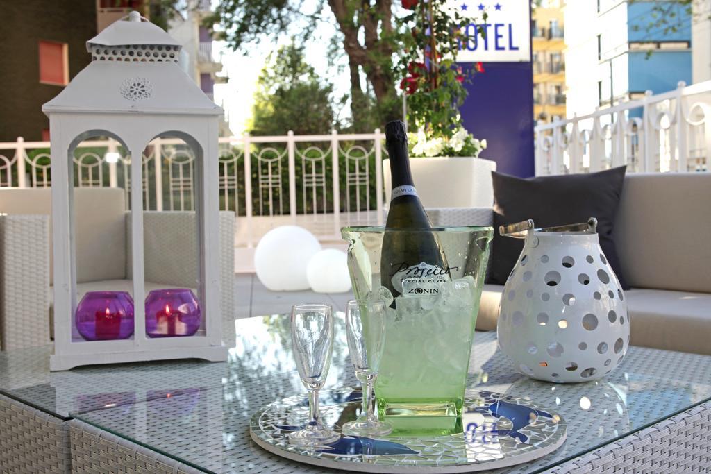 Hotel Bel Air Riccione Exterior photo
