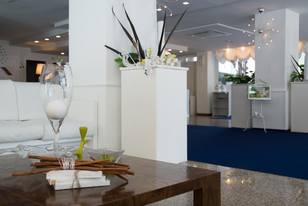 Hotel Bel Air Riccione Exterior photo